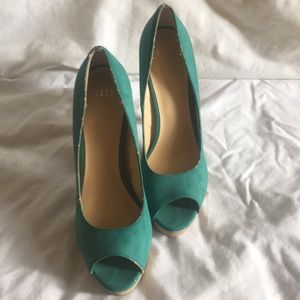 Teal heels
